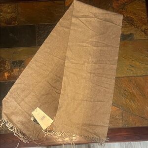 Elegant Tan cashmere Scarf with Fringe